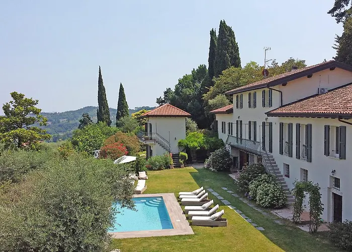 Tenuta La Pineta Salò